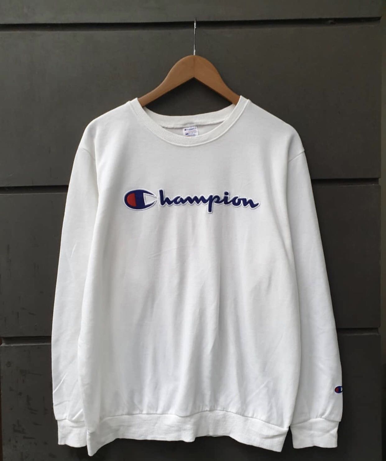 Ukuran crewneck champion store