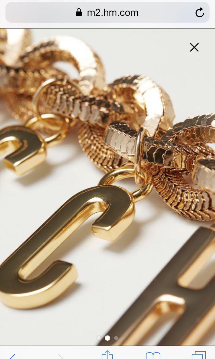 H&m hotsell moschino belt