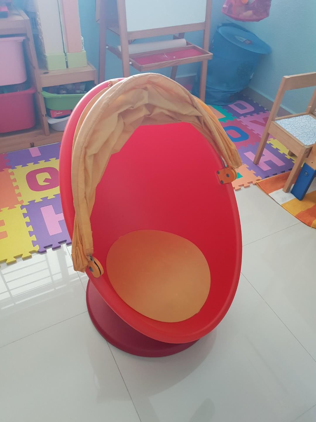 детское вращающееся кресло яйцо