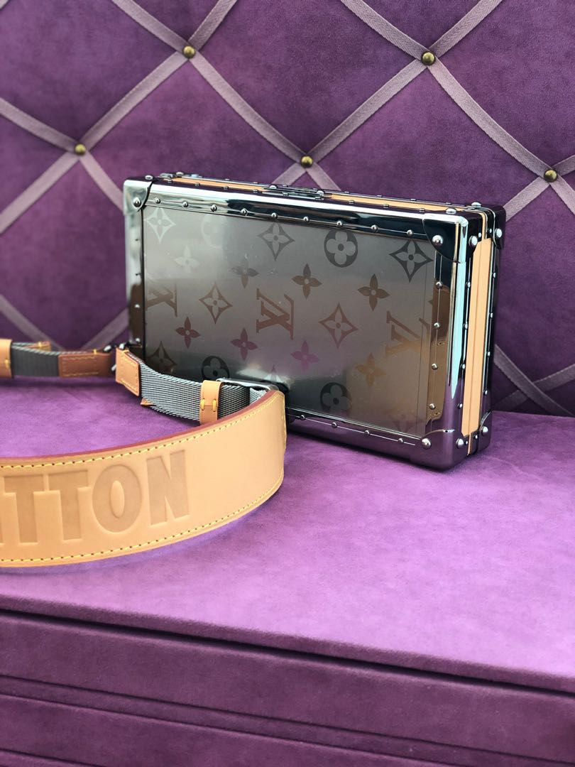 Authentic Louis Vuitton Titanium Trunk Wallet Slim M20105, Luxury, Bags &  Wallets on Carousell