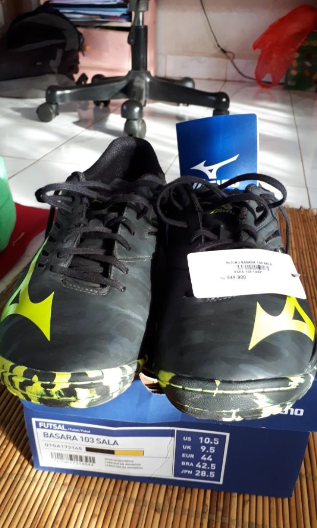 Sepatu Futsal Mizuno Basara 103 Sala Fesyen Pria Sepatu Lainnya Di Carousell