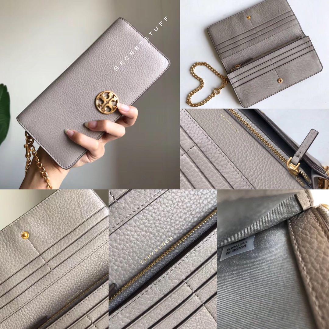Chelsea wristlet store pouch tory burch