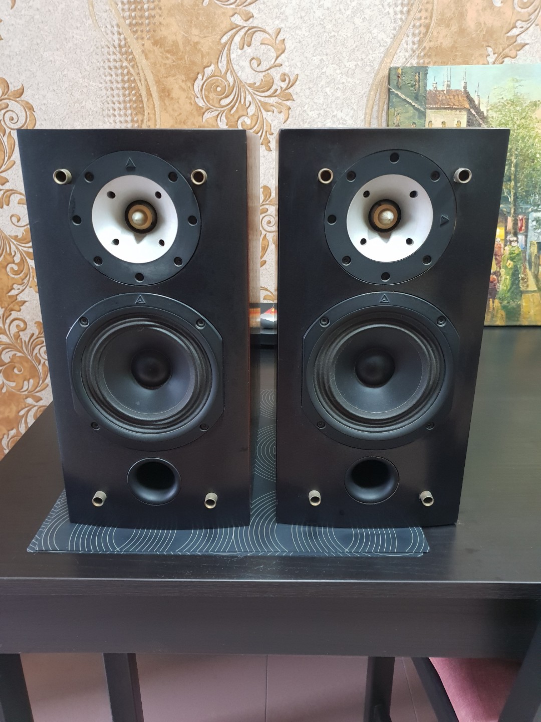 triangle titus speakers