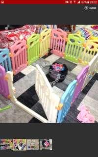 Play yard very good condtion rm 280