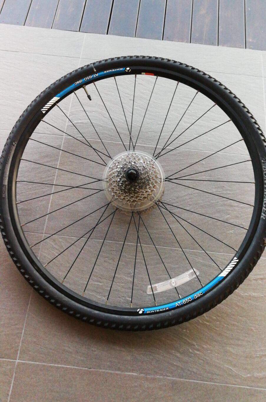 Bontrager rear wheel 700x38 AT 650 Disc Sports Equipment