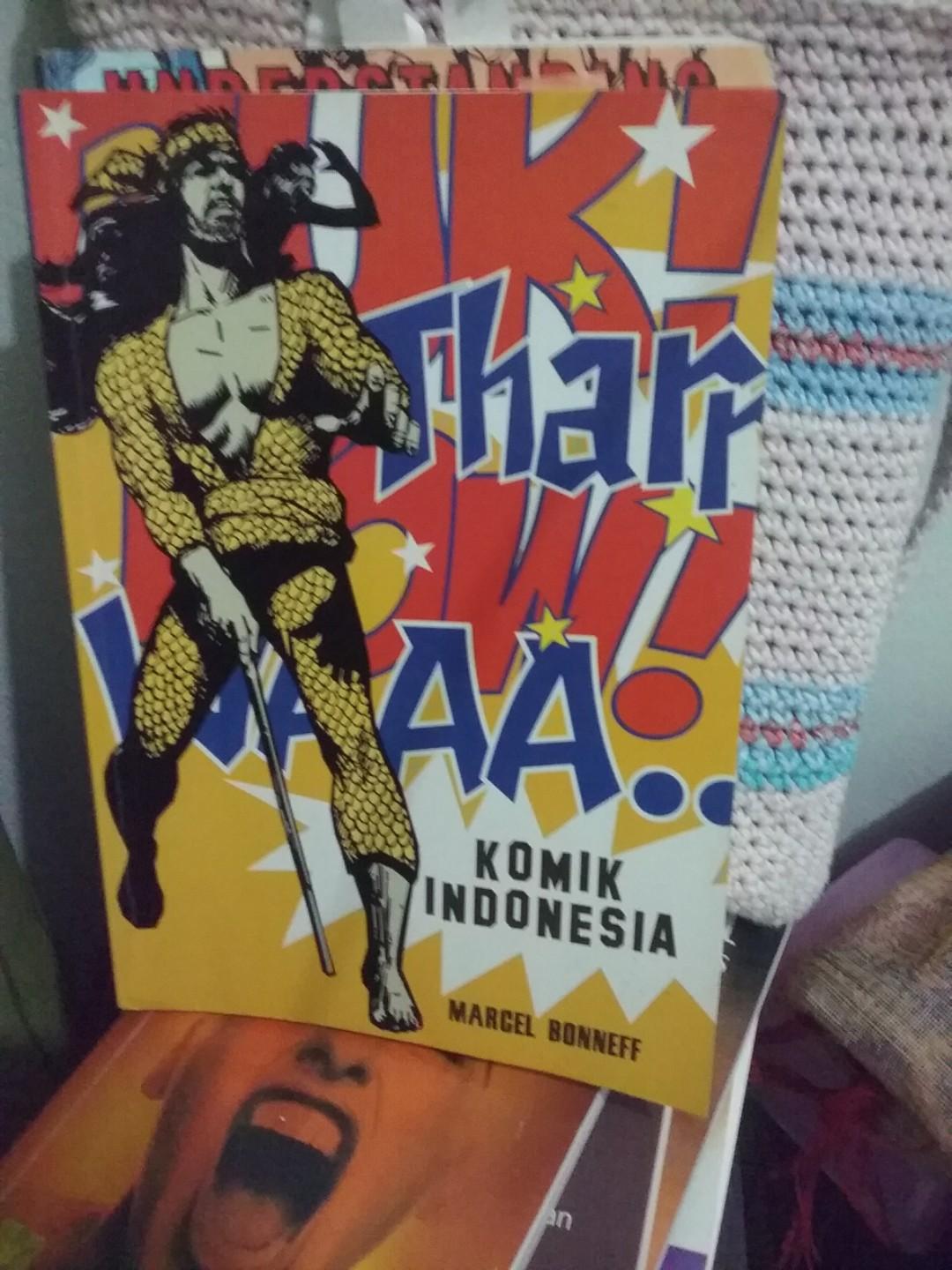 Bundling buku teori komik Marcel Boneff dan Scott McCloud ...