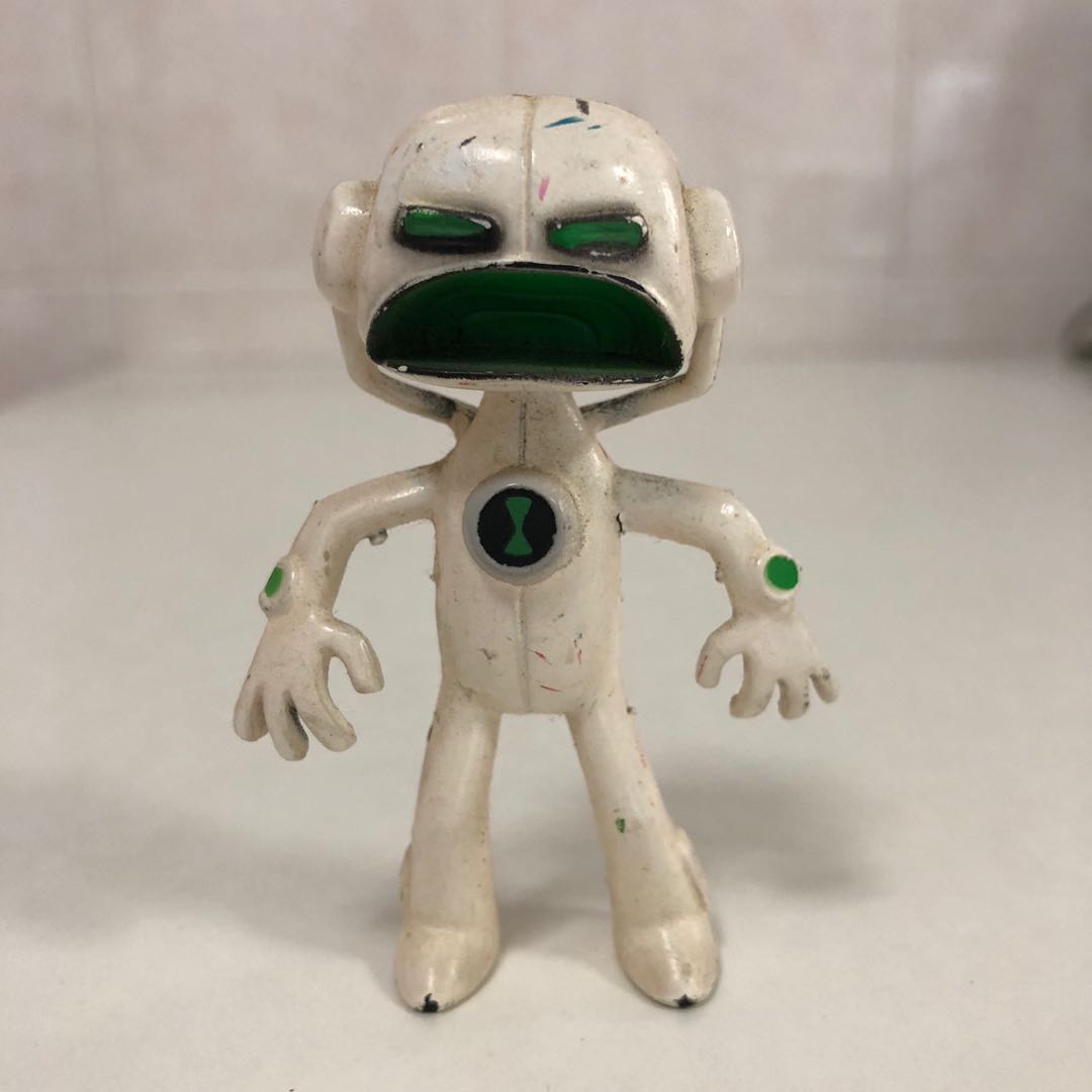 Ben 10 echo echo toy on sale