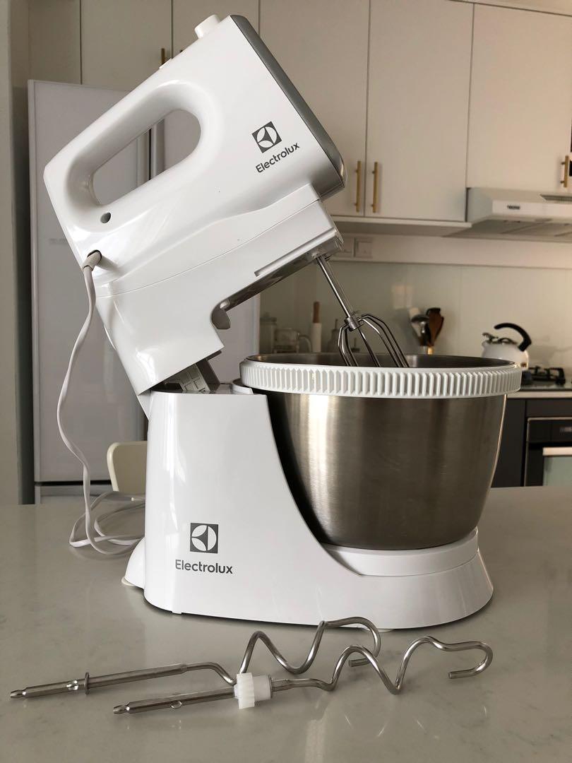 Electrolux ehsm3417 outlet stand mixer