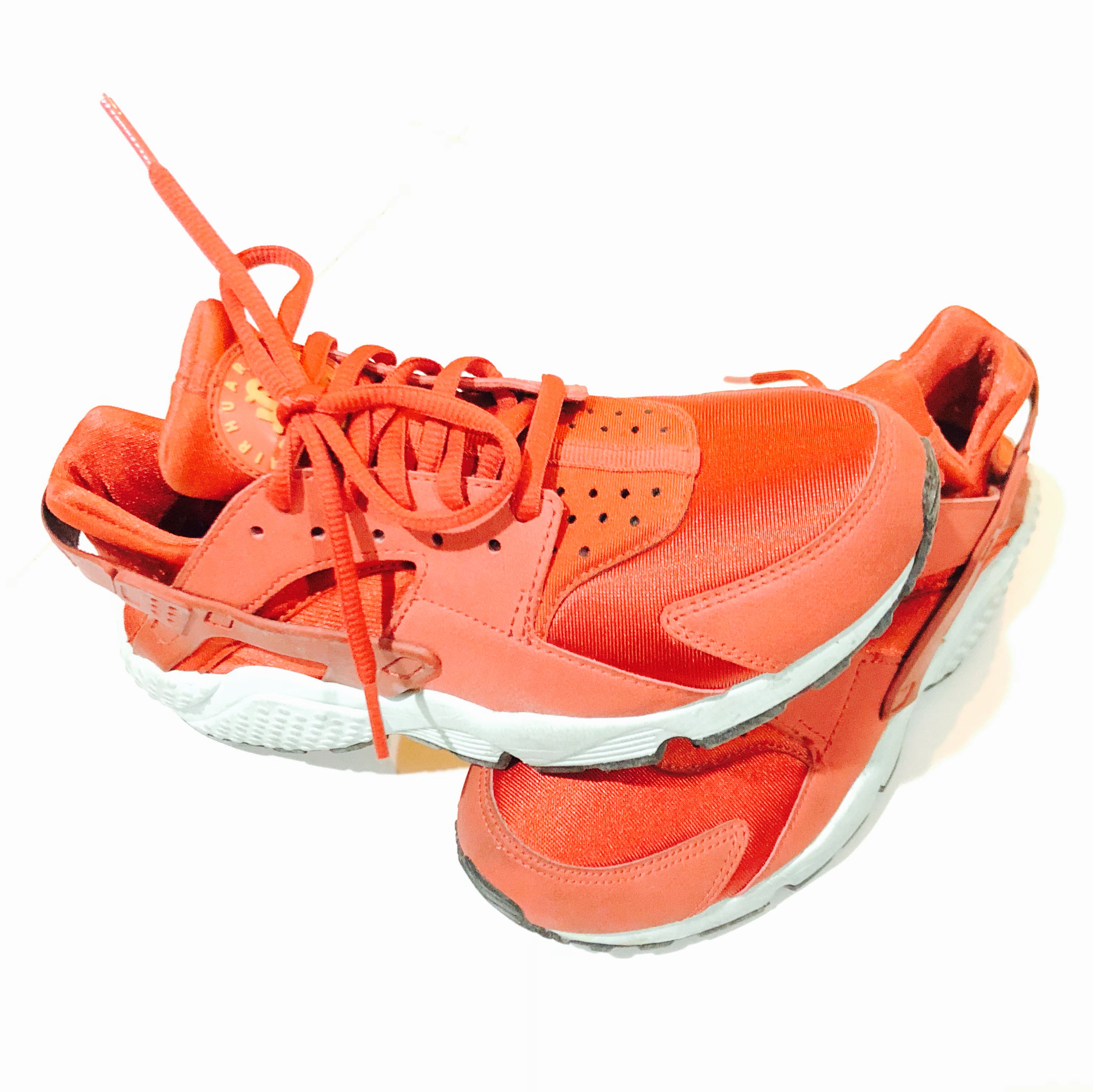 Limited Edition Nike Air Huarache Cinnabar Women s Fashion