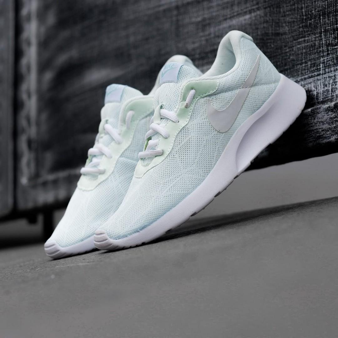 nike tanjun tosca