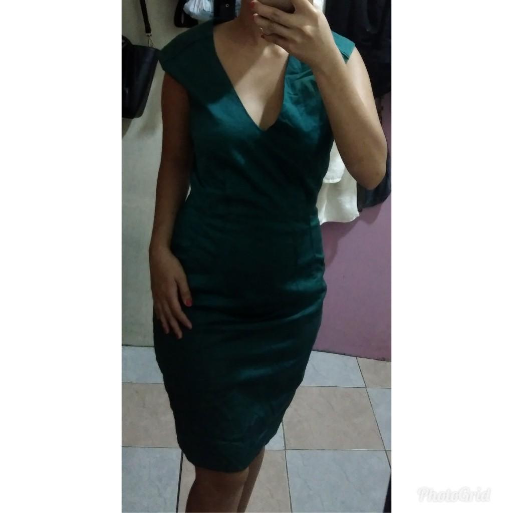 Office dress (Category: Dresses) located in Mandaluyong City. Submitted by marsell21 (Listing ID 199097698, Image 2). Description: Con: vguc need wash kasi natambak #cnysale.