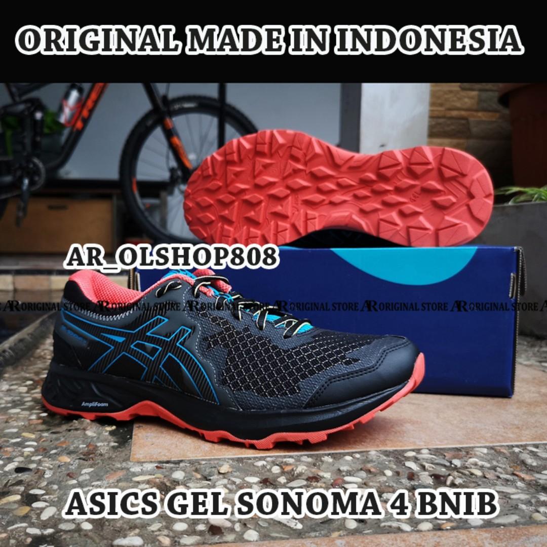 sepatu trail running asics