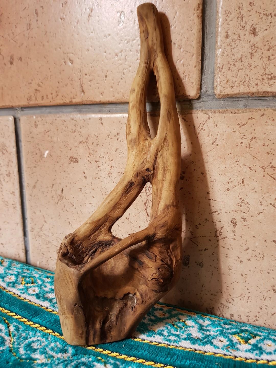 Pasong Hantu Kayu Kendong Putih Hobbies Toys Memorabilia Collectibles Religious Items On Carousell