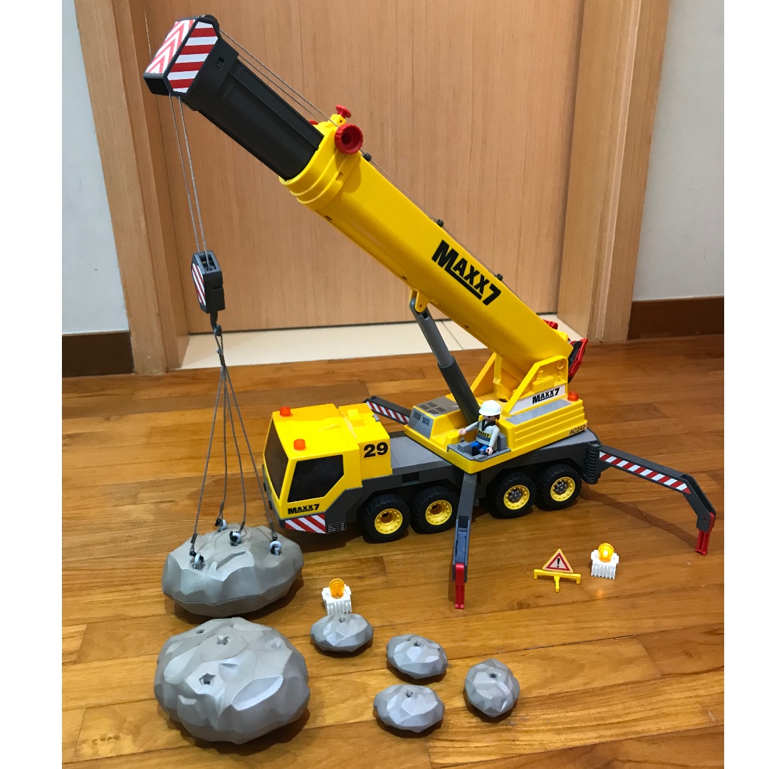 Playmobil 4036 Heavy Duty Mobile Crane Hobbies Toys Toys
