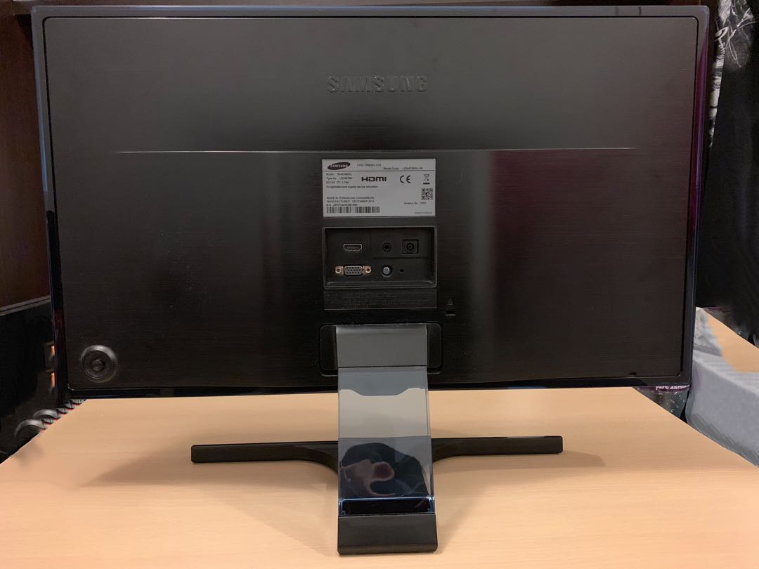 Samsung S24E390HL 24" LED Monitor, 電腦＆科技, 電腦周邊及配件, 電子屏幕 - Carousell
