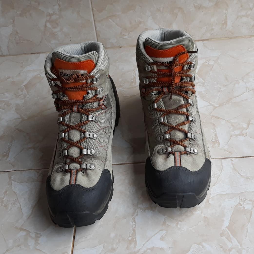 sepatu scarpa outdoor gore tex tapak vibram original size 46