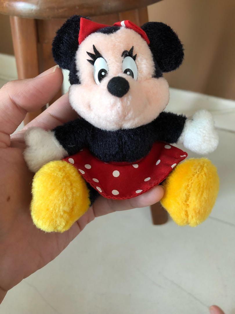 small mouse stuffed animal