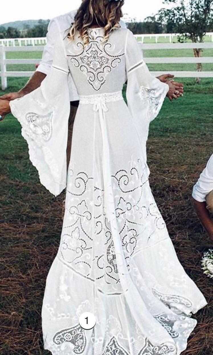 Gwendolyn wrap clearance gown