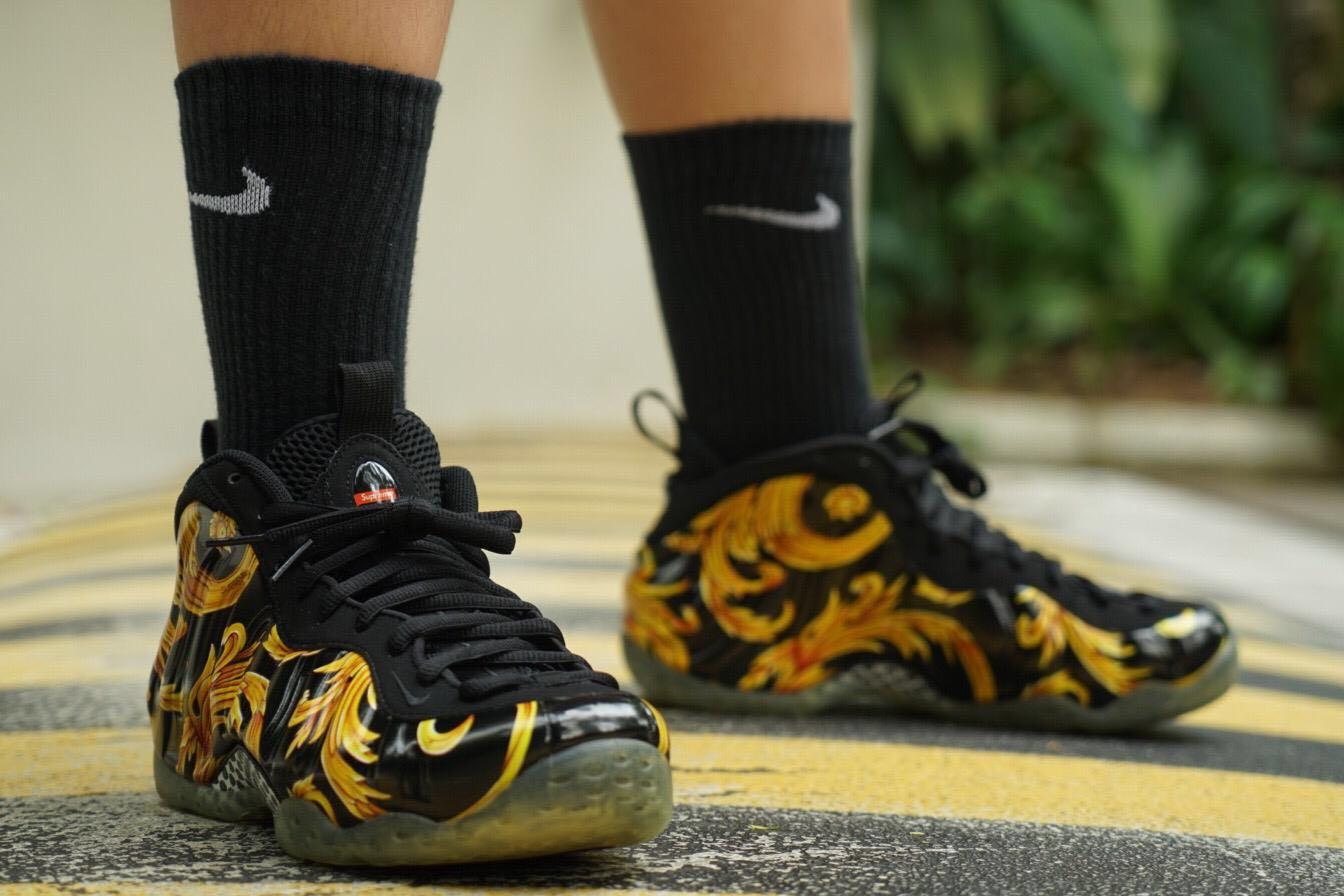Air clearance foamposite supreme