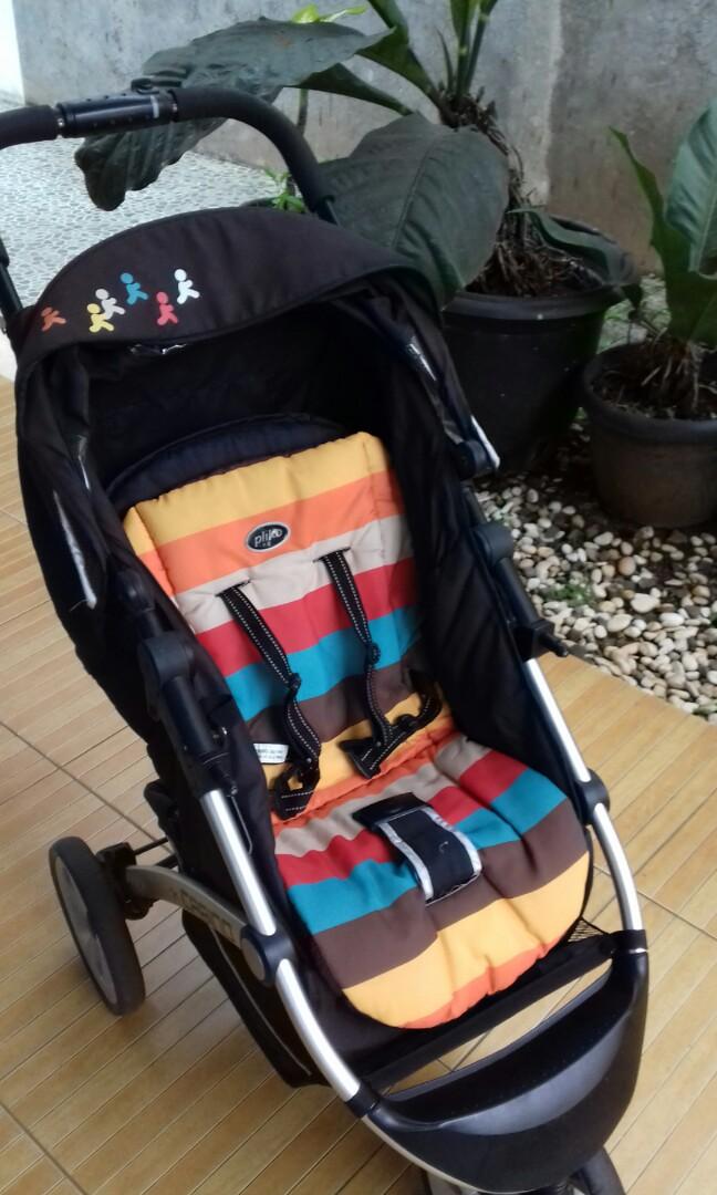 Stroller pliko cabino BS688, Bayi & Anak, Kereta, Kursi Goyang & Gendongan  Bayi di Carousell