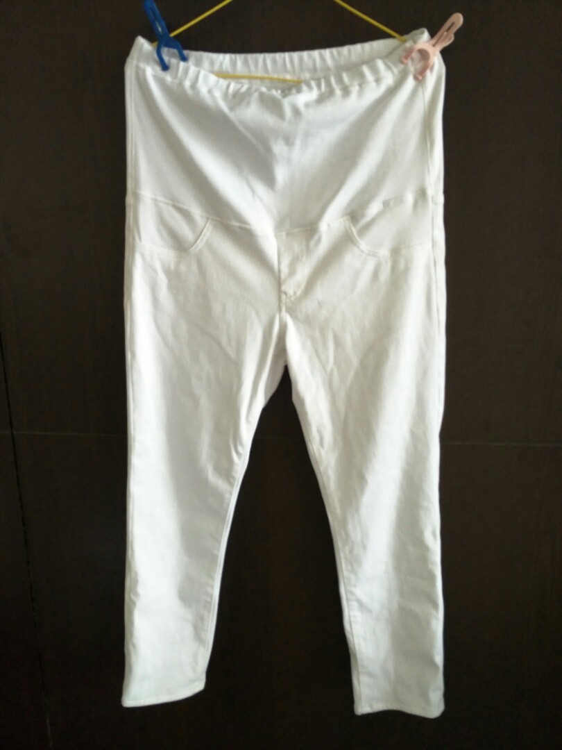 Uniqlo Maternity 3/4 Pants, Women's Fashion, Bottoms, Other Bottoms on