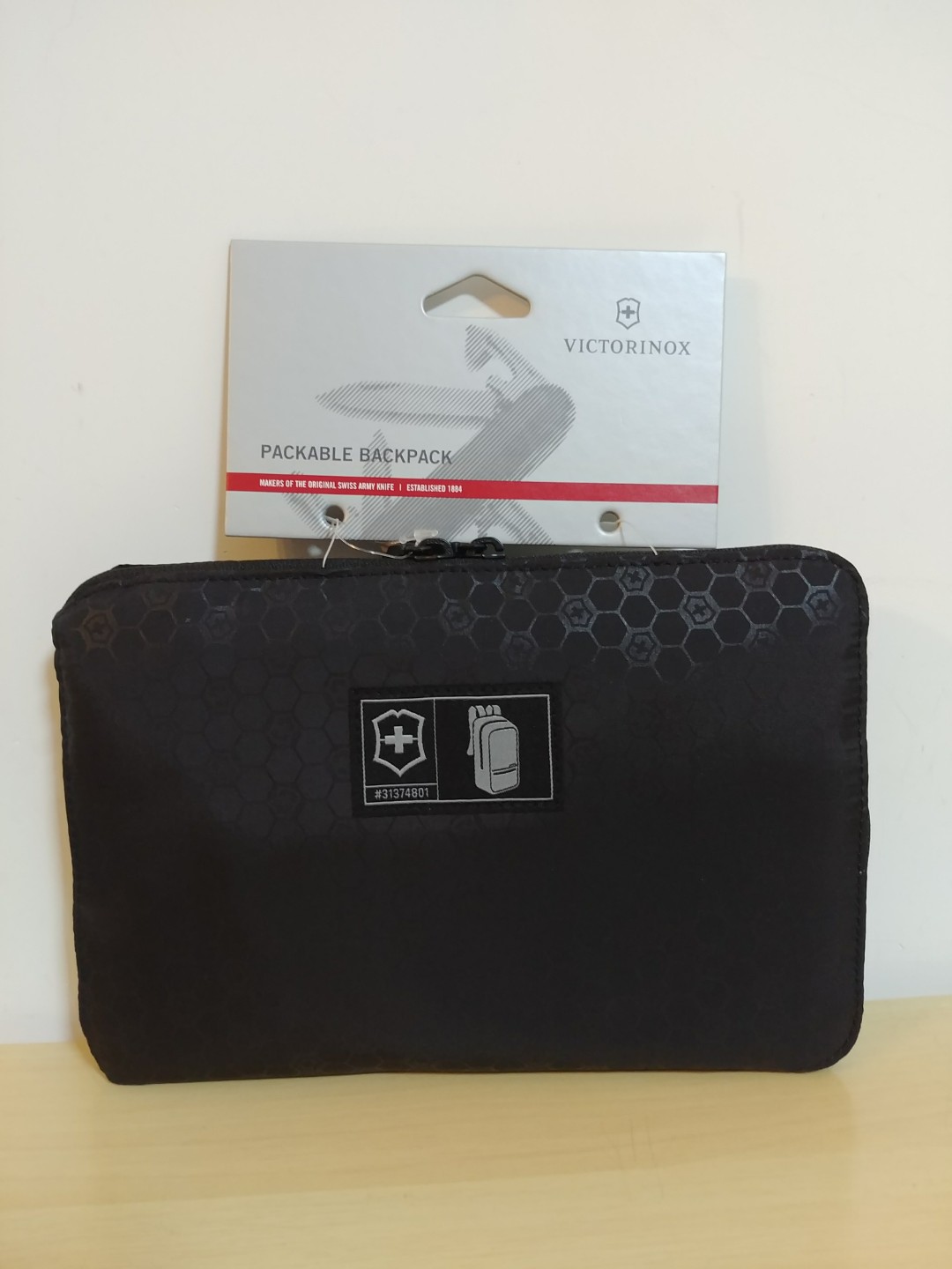 Victorinox Packable Backpack 31374801, 興趣及遊戲, 旅行, 旅遊 旅行必需品及用品 Carousell