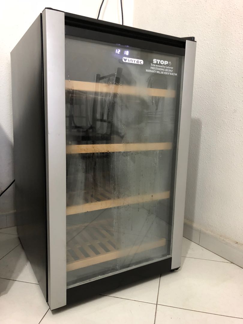 Vintec ALV30SG Wine Fridge, TV & Home Appliances, Kitchen Appliances