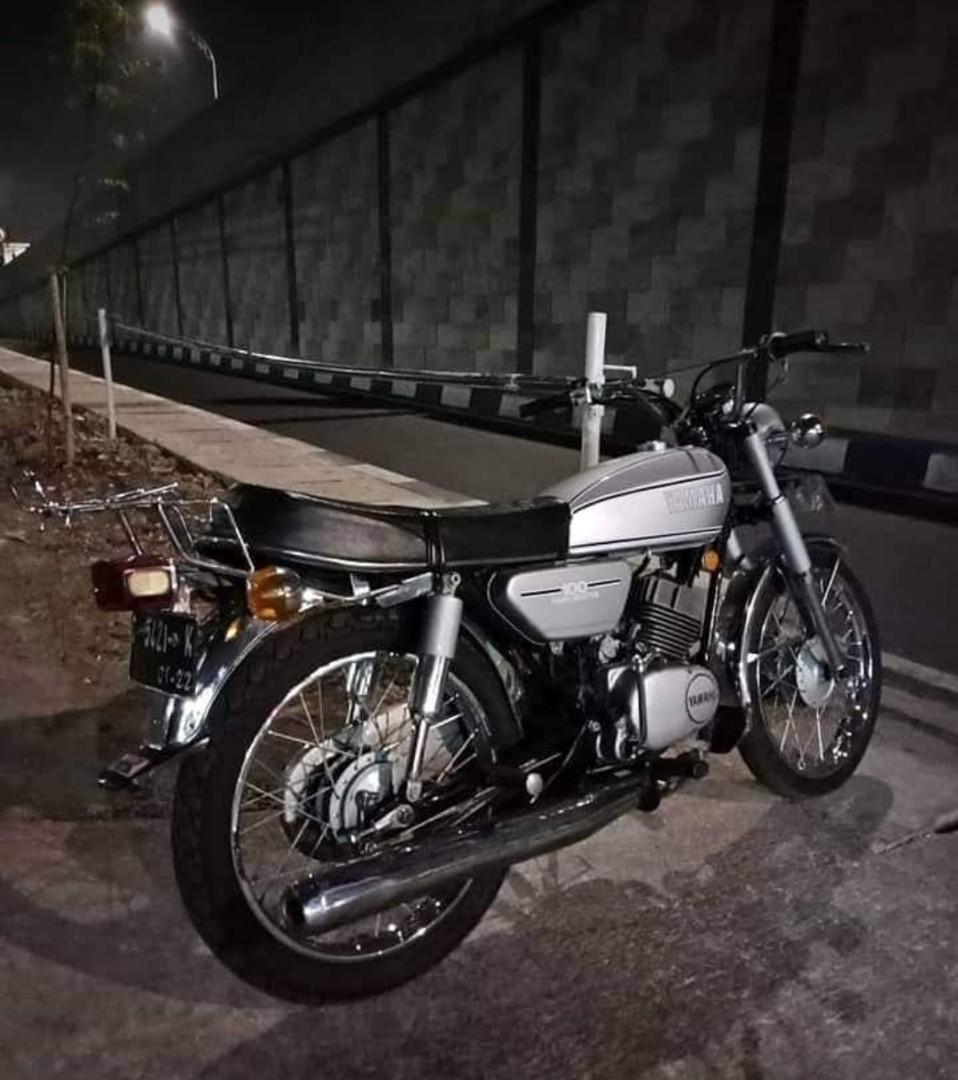 rs 100 yamaha bike