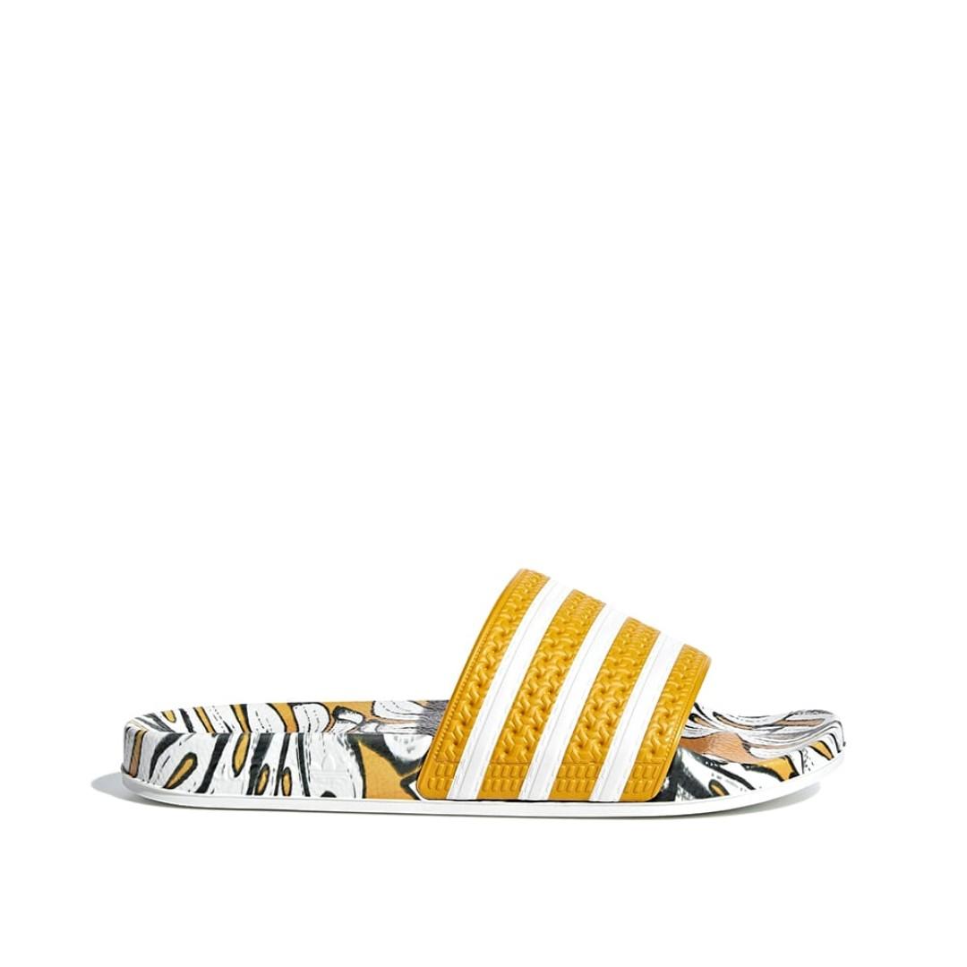 Adilette farm clearance slides