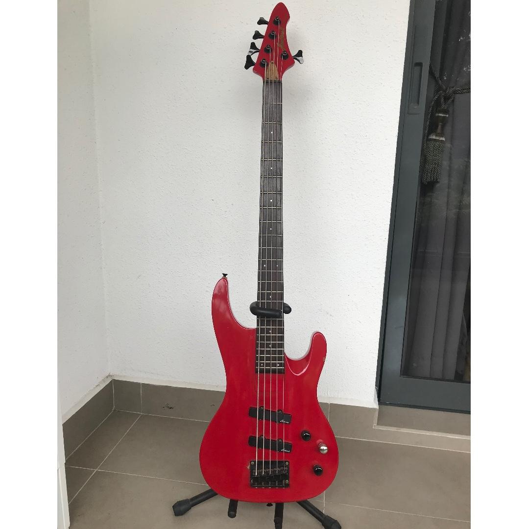 Aria Pro II Magna Series MAB 205, 5 String Electric Bass Guitar