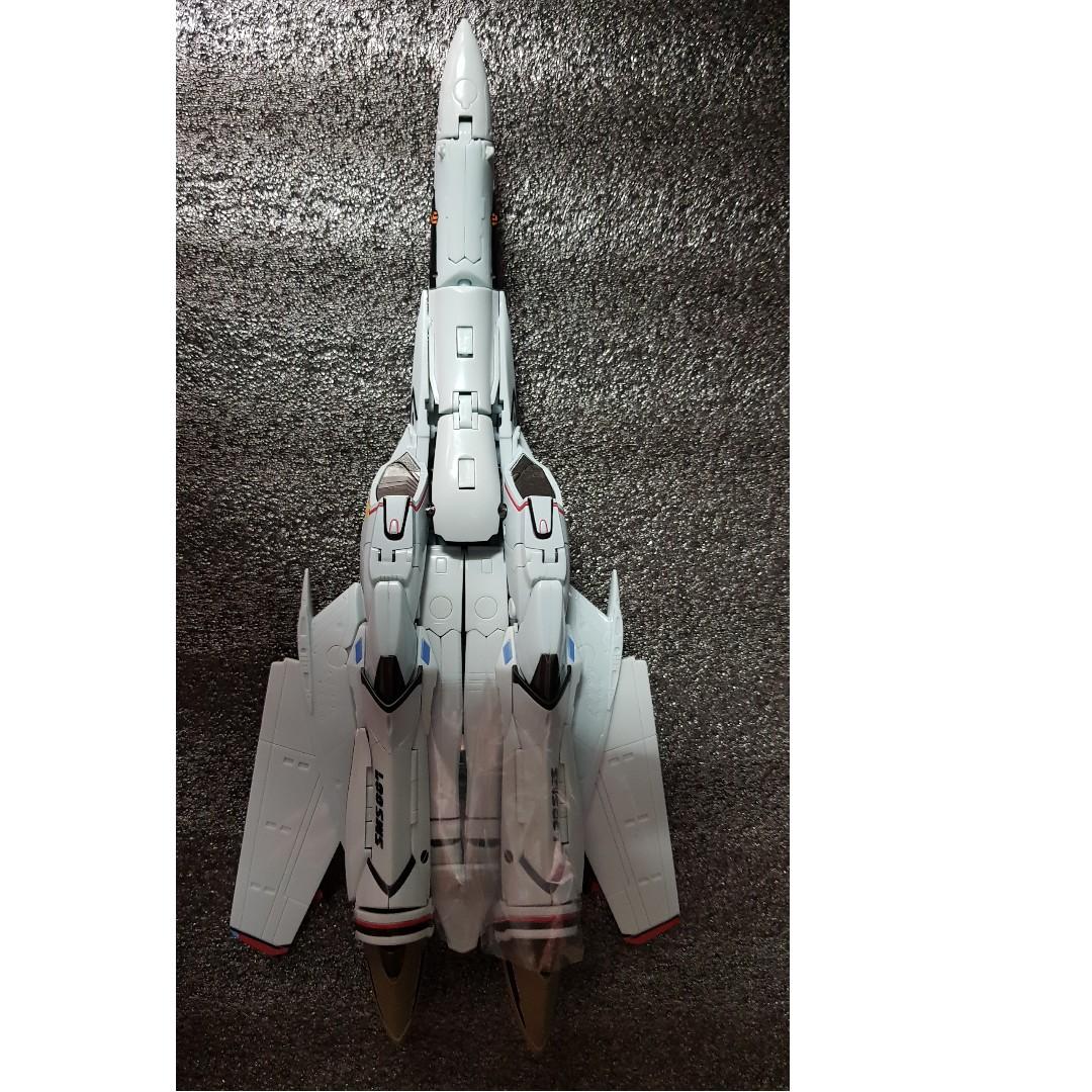 Macross DX Chogokin VF-25F Super Messiah Valkyrie – Revival Ver. – 34 Cm – Bandai Tamashii