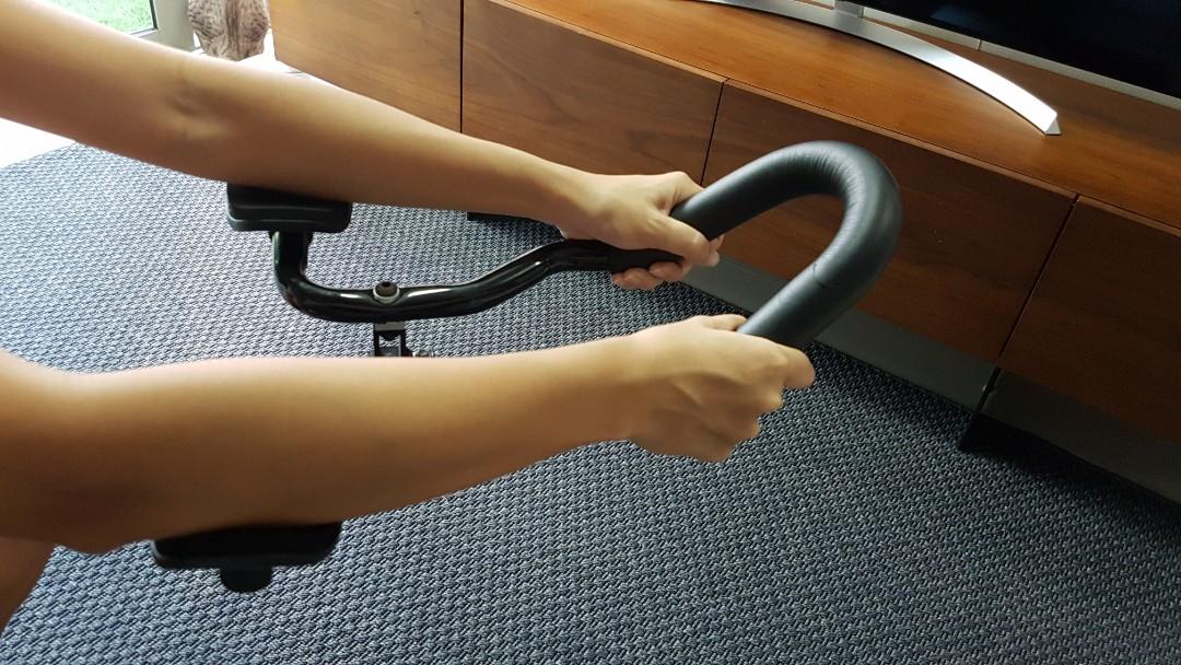 bicycle handlebar armrests