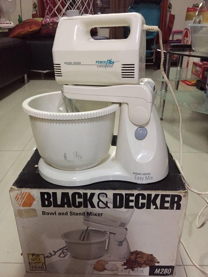 Black & Decker Mini Chopper, TV & Home Appliances, Kitchen Appliances, Hand  & Stand Mixers on Carousell