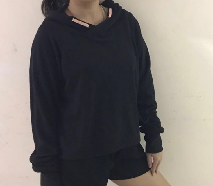 hoodie crop top black