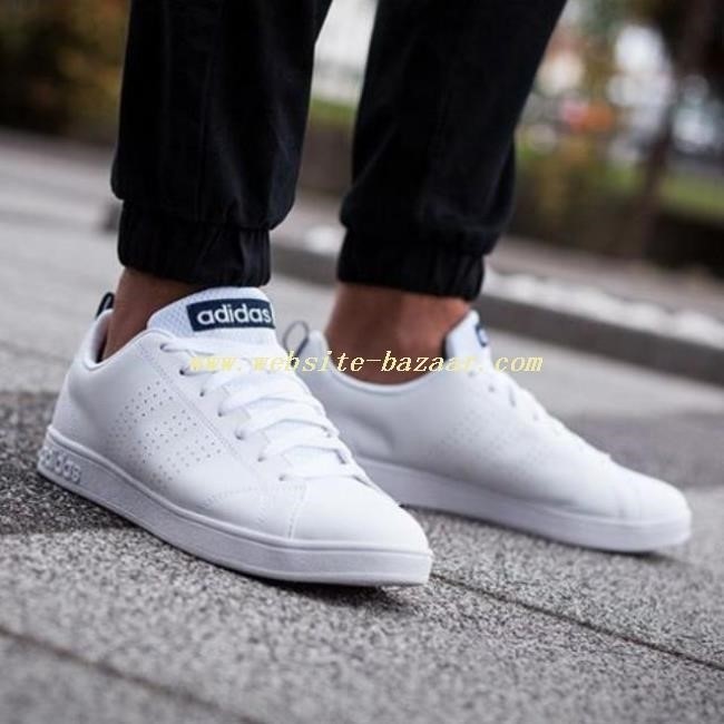 cine equilibrado Acelerar Brand new adidas neo white clean sz42.5, Men's Fashion, Footwear, Sneakers  on Carousell
