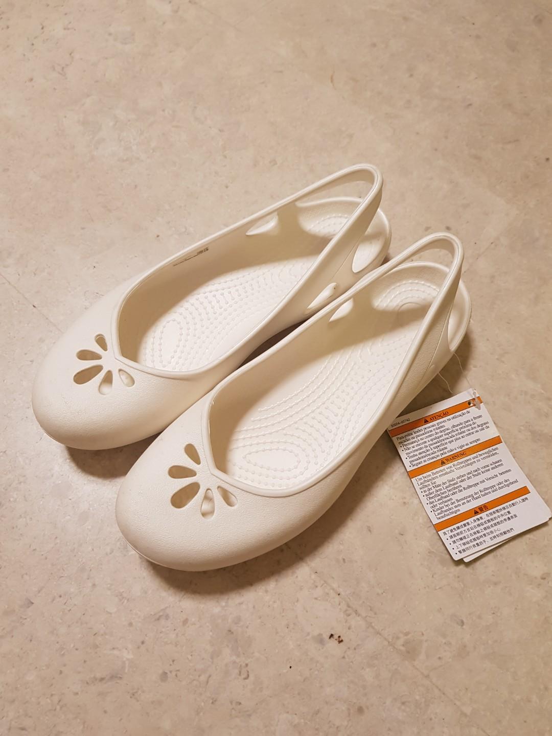 Brand New Crocs Taylor Slingback Women Ballet Flat in White Size 8 Women s Fashion Footwear Flats on Carousell