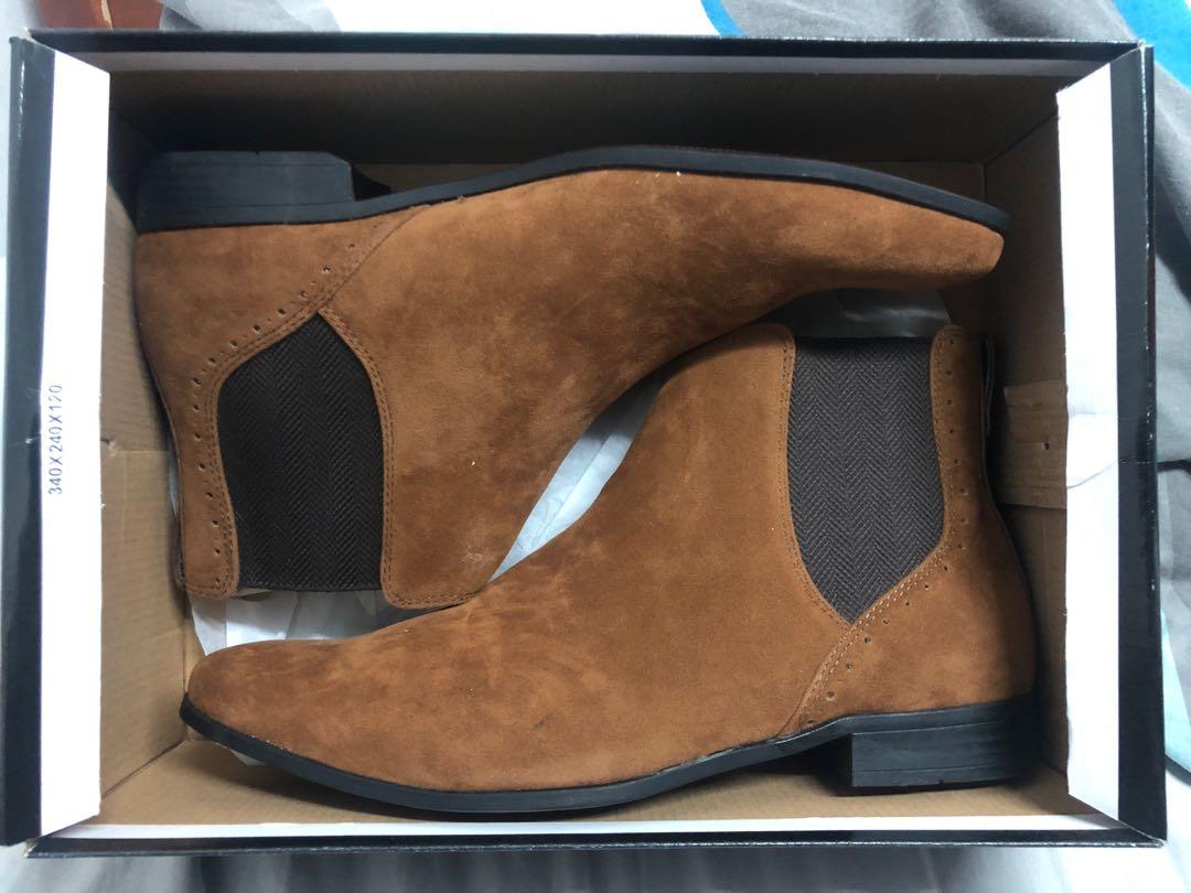 burton chelsea boots