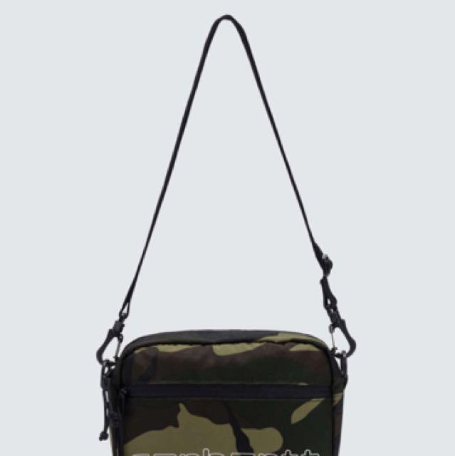 Carhartt camo sales shoulder bag