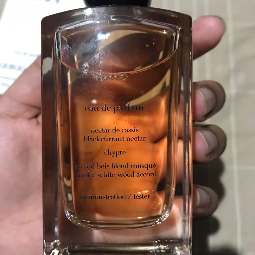 Giorgio Armani Si Parfum (In store tester) (Category: Fragrance & Deodorants) located in Manila. Submitted by alyflo_ (Listing ID 199252621, Image 3). Description: mall tester!!! 100% authentic money back guarantee Rfs: resignation sale.