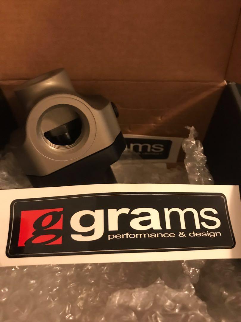 Grams fuel pressure regulator & fuel pressure gauge, Car Accessories