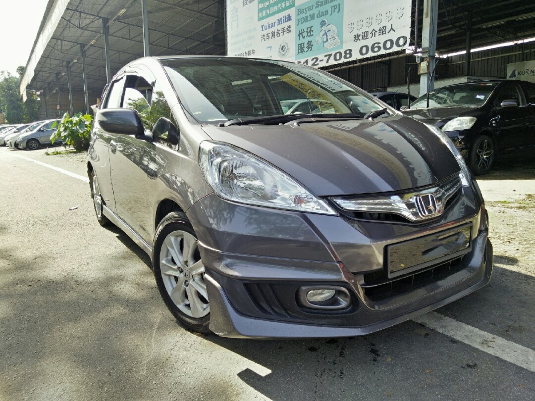 Honda Jazz 15 A 2014 Hybrid Cars Cars For Sale On Carousell
