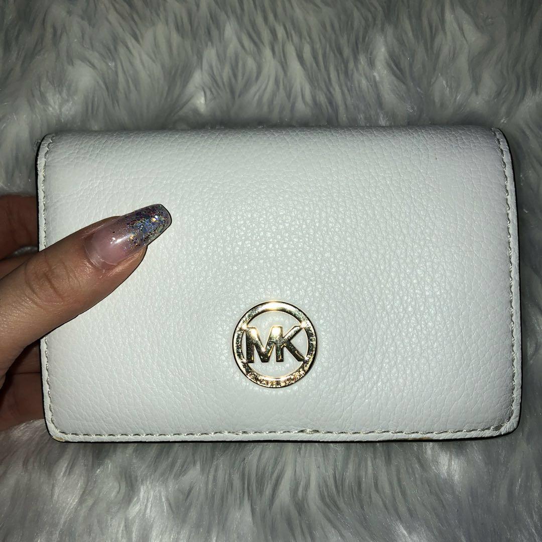 mk white wallet