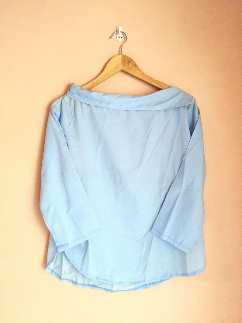 Off Shoulder Blouse (Category: Blouses) located in Quezon City. Submitted by snaptrendsph (Listing ID 168602795, Image 1). Description: Pre loved off shoulder blouse 10/10 Condition Free size fits upto Large #garagesale11.