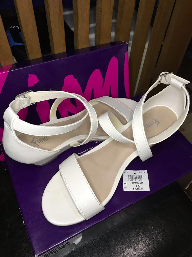 white wedges payless