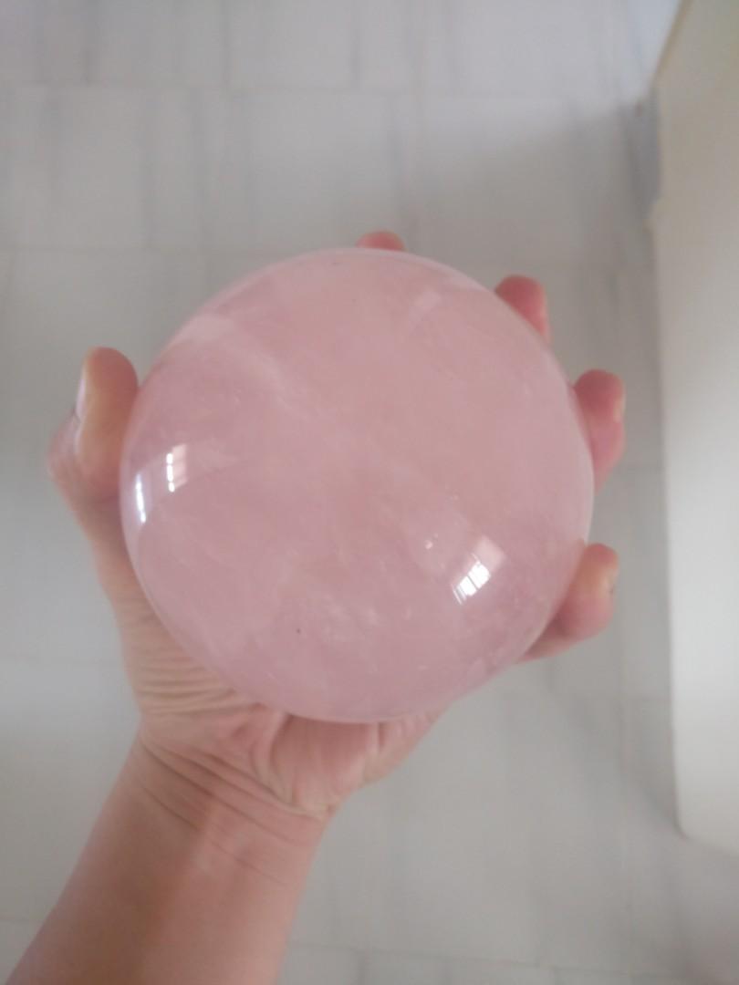 pink crystall ball