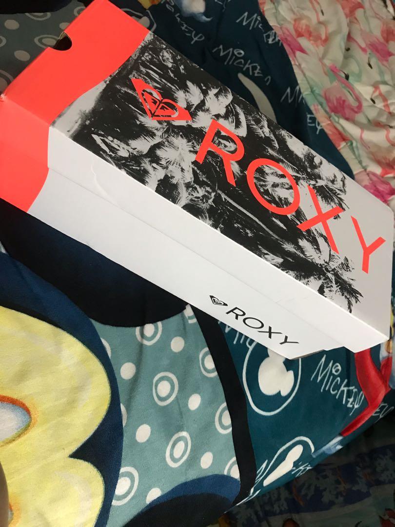 Roxy sera clearance slides