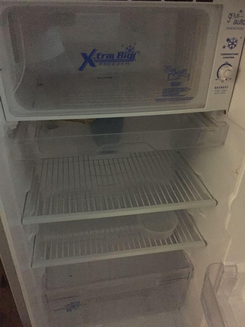 Sharp refrigerator in Angeles City Pampanga, TV & Home Appliances