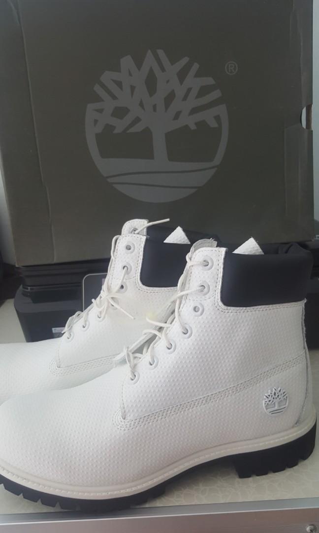 White leather clearance timberland boots