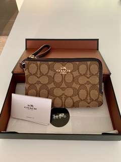 (Category: ) located in . Submitted by brontehare (Listing ID 199500190, Image 1). Description: .