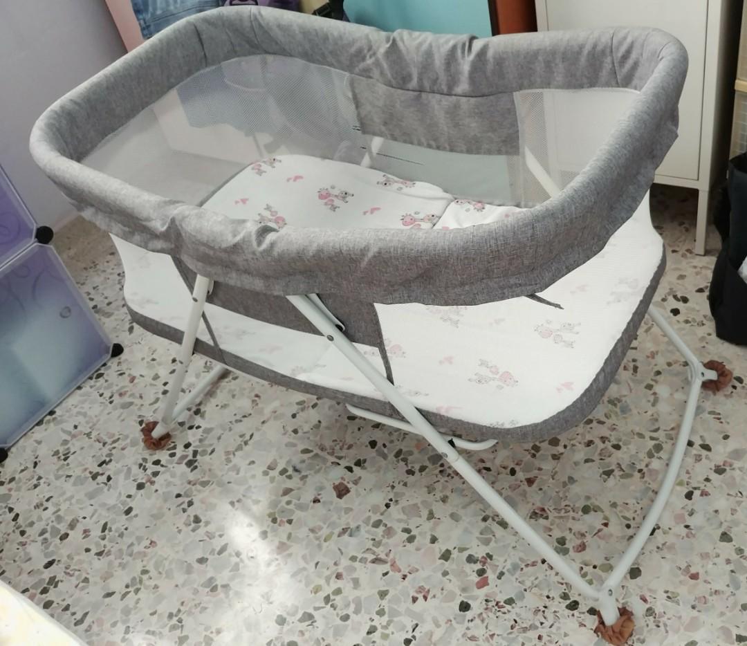foldable baby bassinet
